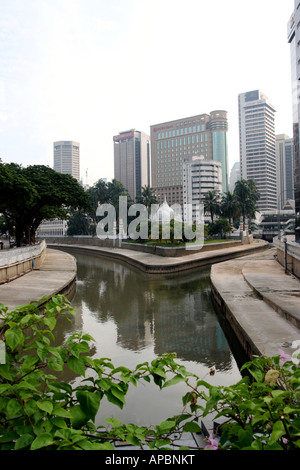 Jamek Moschee Zentrum wird gebaut, wo die Flüsse Gombak und Klang treffen - schlammigen Zusammenfluss, der Kuala Lumpur seinen Namen gibt Stockfoto