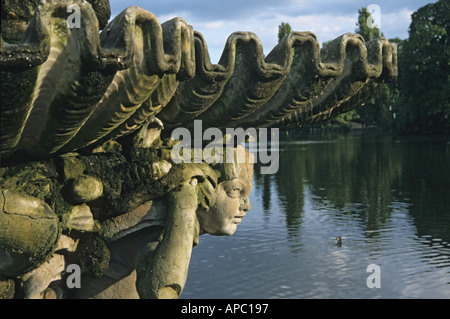 Die Serpentine aus den italienischen Garten Kensington Gardens London England UK Stockfoto