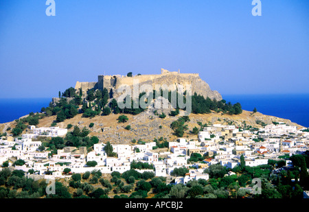 Blick auf den Tempel der Athena 4. Jahrhundert Lindos Rhodos Griechenland Stockfoto