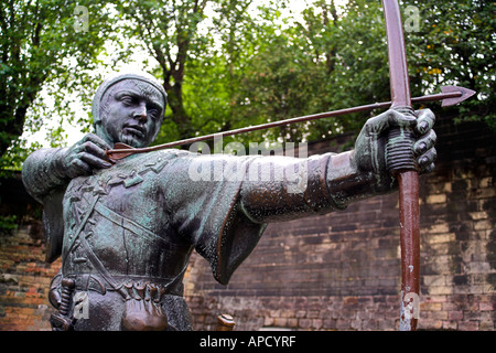 Robin Hood auf volle Stretch Skulptur Stockfoto