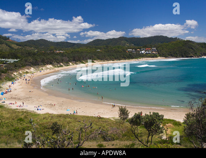 Attraktive Diggers Beach im Sommer gesehen von Macauleys Headland nördlich von Coffs Harbour auf pazifische Küste von New South Wales Australien Stockfoto