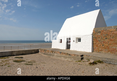 Le Don Hilton oder La Caumine À Marie beste mit Blick auf Strand von St-Ouen in Jersey Stockfoto