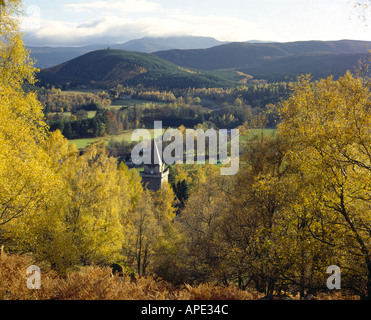 Crathie Kirche im Herbst Aberdeenshire GPLM 1013 Stockfoto