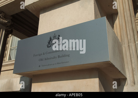 London Eingang Plaque, Old Admiralty Building vor Horse Guards Parade für die ausländischen Commonwealth Office Stockfoto