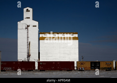 Tuxford Getreidesilos Stockfoto