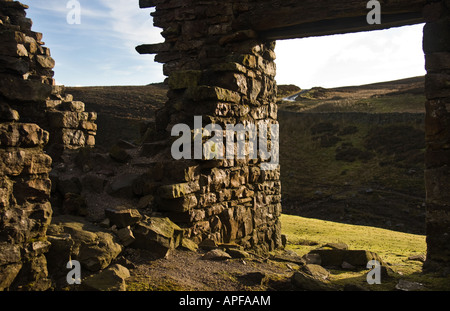 Die Ruinen der Kapitulation roch Mühle, Swaledale, Yorkshire Dales. Teil der Überreste führen Bergbau Stockfoto