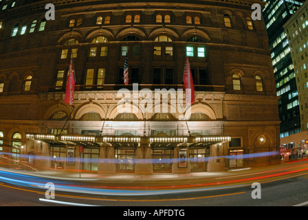 Carnegie Hall in der Nacht, New York Stockfoto