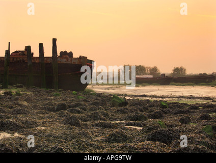 Boote nach links zur Ruhe, Ruhe in Frieden. Stockfoto