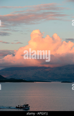 Die Aussicht von Lefkas in Griechenland, in der Nähe von Nidri über auf die Inseln von Sparta, Meganisi, Skorpios und Madhouri Stockfoto