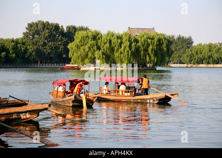 Sportboote auf Qianhai See, Beijing. Stockfoto