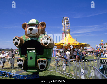 Eine Kinder-s fahren in der Midway in Deschutes County Fair in Redmond Oregon Stockfoto