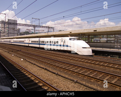 Shinkansen (Bullet Train) aus Kyoto Station japan Stockfoto