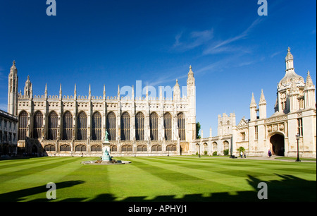 Kings College Chapel Innenhof im Sommer Sonne Sonnenschein Cambridge University Cambridgeshire England UK United Kingdom Stockfoto