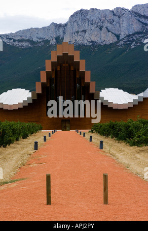 Außenansicht der Bodegas Ysios, Rioja Alavesa, Spanien Stockfoto