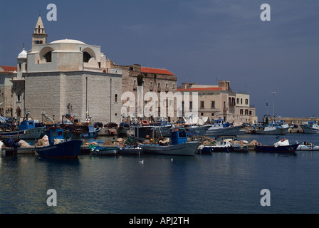 Geographie/Reisen, Italien, Apulien, Trani, Hafen, Fischerboote, Additional-Rights - Clearance-Info - Not-Available Stockfoto