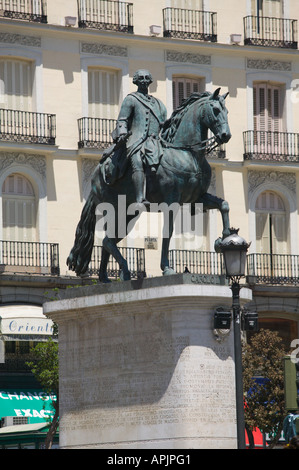 Carlos III Statue in Plaza De La Puerta del Sol Madrid Spanien Stockfoto