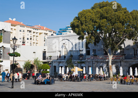 Gibraltar Cafe Leben in Kasematten Square Stockfoto