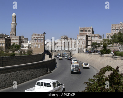 Zeiler Fluss in Sanaa, eine Straße in der Trockenzeit, Jemen, Sanaa Stockfoto