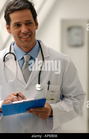 Arzt im Krankenhaus Stockfoto
