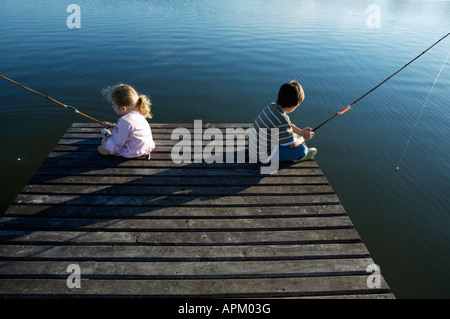 Brüder, Angeln Stockfoto