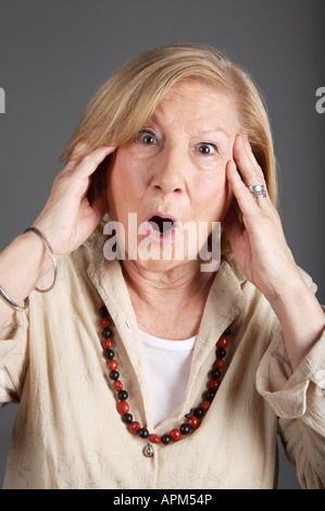 Studio-Porträt einer Frau, Ausdrücke Stockfoto