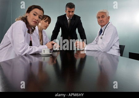 Krankenhaus-Manager Vorstandssitzung Stockfoto