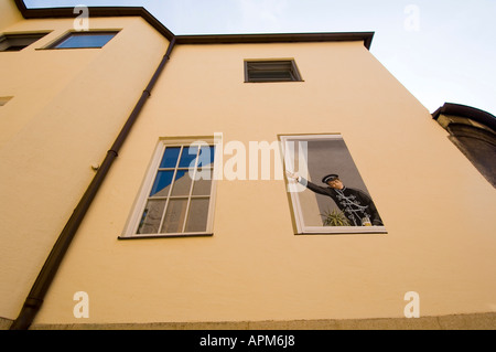 Deutschland, Bayern, München, Schwabing, Gebäudehülle mit Wandmalerei Stockfoto