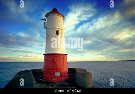 Der Leuchtturm auf Berwick Pier Stockfoto