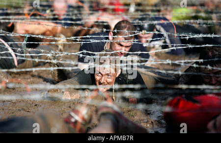 Wettbewerber in der große Kerl Herausforderung in Wolverhampton UK Stockfoto
