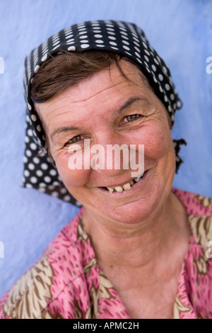Eine Bäuerin in Siebenbürgen, Rumänien Stockfoto