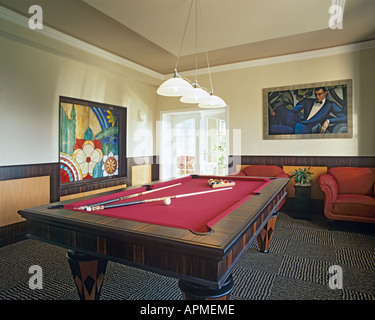 Billard-Zimmer im Landhaus Stockfoto