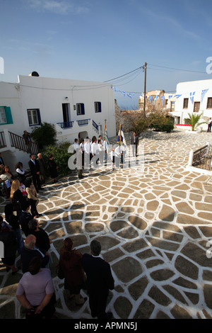 Europa Griechenland Kykladen Sikinos ein Festival in das Quadrat von Castro Stockfoto