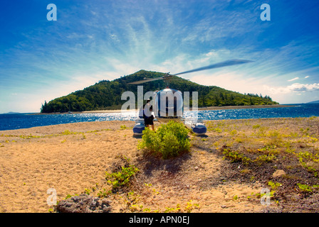 Hubschrauberlandeplätze auf tropischen Insel Stockfoto