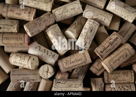 Gebrauchte Korken von Weinflaschen Stockfoto