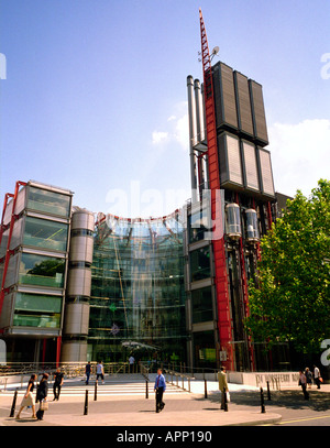 Kanal-vier TV-Hochhaus im Zentrum von London entworfen von Richard Rogers 1994 Stockfoto