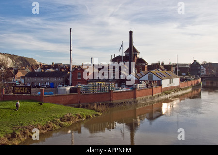 Harveys Brauerei neben dem Fluss Ouse Lewes East Sussex England Stockfoto