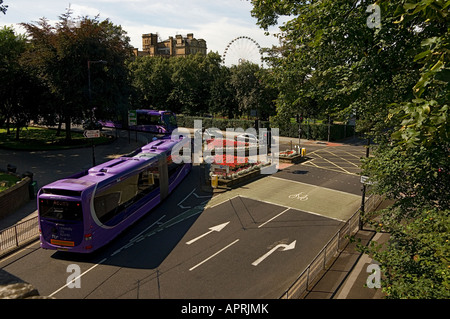 Verkehr auf Station Road York North Yorkshire England UK GB Großbritannien Stockfoto