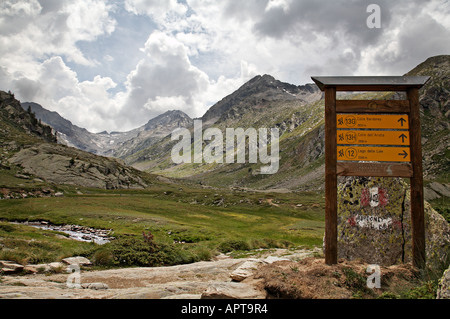 Linie 12 13G und 13 nach Lac Loie Gran Paradiso Nationalpark Italien Stockfoto
