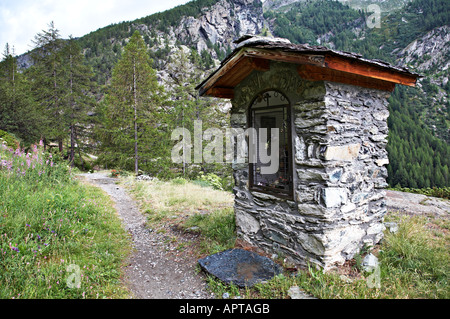 Linie 12 13G und 13 nach Lac Loie Gran Paradiso Nationalpark Italien Stockfoto