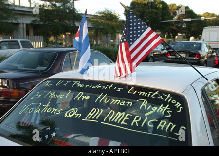 Miami Florida,Coral Gables,University of Miami,First Bush Kerry Präsidentendebatte,Kampagnen,Protestieren,Auto,Autos,Automobil,Autos,Auto,Autos, Stockfoto