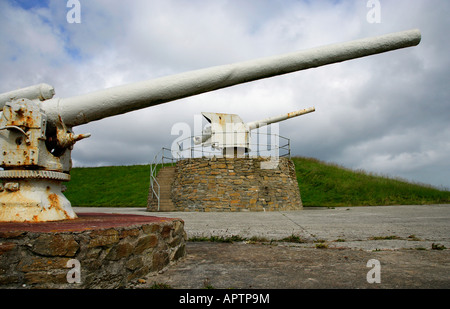 Marinegewehren im Lyness Naval Museum auf der Insel Hoy. Orkney Inseln, Schottland. Stockfoto
