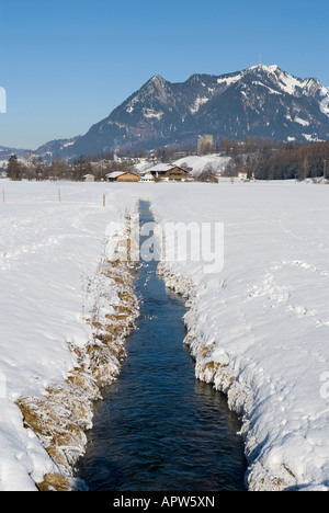 Gruenten Berggipfel in Winterlandschaft, zwischen Altstaedten und Fischen Oberallgaeu Bayern Deutschland Stockfoto