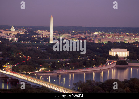 Washington, D.C., District of Columbia, Hauptstadt der Nation, Bundesregierung, Mittelatlantik, Dämmerung, Abend, Nacht Abend, Dunkelheit, Dunkelheit, Sonnenuntergang, Natur, natürlich, s Stockfoto