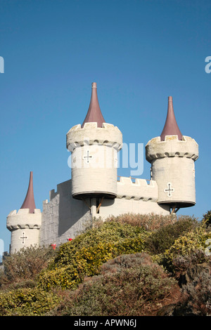 Außenansicht der Burg Slide Harbour Park, Littlehampton, West Sussex Stockfoto