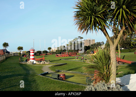 Minigolfanlage in Littlehampton, West Sussex, UK Stockfoto