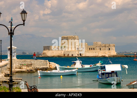 Bourtzi Burg mitten im Hafen von Nafplio, venezianischen Burg, Nafplio, Peloponnes, Griechenland Stockfoto