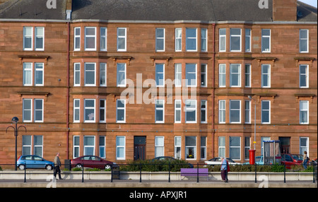 Sandringham Wohnanlage direkt am Meer in Largs Ayrshire, Schottland Stockfoto