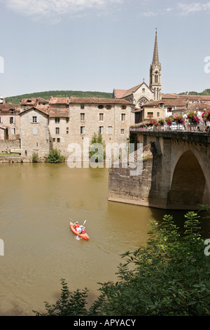 St. Antonin Noble Val auf Rouerge am Fluss Ariège Stockfoto