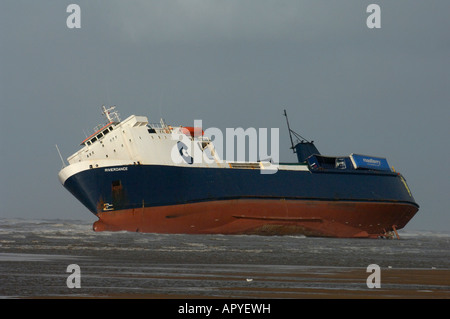 Die Ro-Ro-Fähre "Riverdance" geschlagen und strandeten an Cleveleys in der Nähe von Blackpool Stockfoto