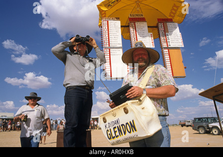 Buchmacher bei Birdsville Races, jährliche Pferderennen, Birdsville, Queensland, Australien Stockfoto